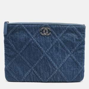 مملوكة مسبقًا Chanel Blue Quilted Denim 19 O Case
