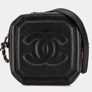Pre Owned Chanel Black CC Quilted Lambskin Octagon Camera Case