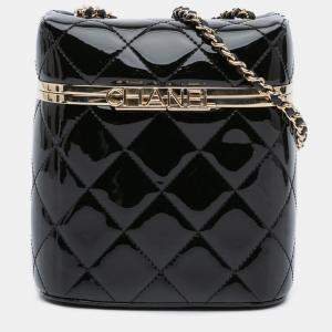 Pre Owned Chanel Black Quilted Patent Logo Chain Vanity Case