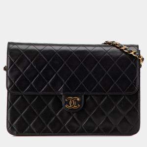 Pre Owned Chanel Black Medium CC Quilted Lambskin Single Flap