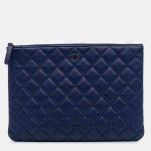 Pre Owned Chanel Blue Medium Quilted Lambskin O Case Clutch