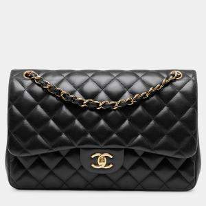 Pre Owned Chanel Black Jumbo Classic Lambskin Double Flap