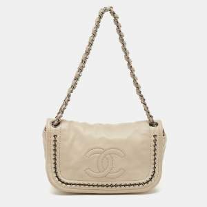 Pre Owned Chanel Cream Leather Luxe Ligne CC Accordion Flap Bag