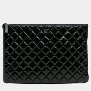 Pre Owned Chanel Black Large Quilted Patent O Case Clutch