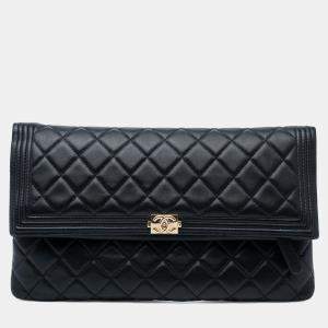 Pre Owned Chanel Black Quilted Lambskin Boy Foldover Clutch