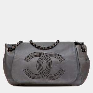 Pre Owned Chanel Grey Lambskin Studded CC Accordion Flap