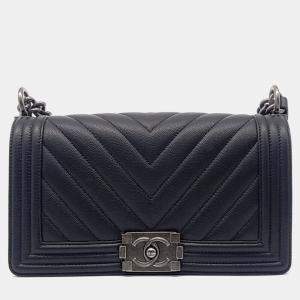 Pre Owned Chanel Black Leather Caviar Chevron Boy Bag Medium