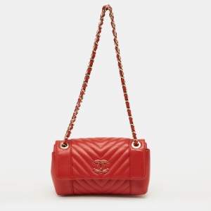 Pre Owned Chanel Red Chevron Leather Small Daily Flap Bag