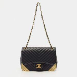 Pre Owned Chanel Rock the Corner Black Chevron Calfskin Flap Bag 