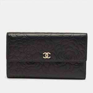 Pre Owned Chanel Black Leather CC Camellia Embossed Trifold Wallet