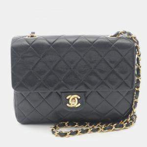 Pre Owned Chanel Matelasse Single Flap Shoulder Bag In Lambskin Leather Black