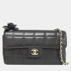 Pre Owned Chanel Black Lambskin Leather Shoulder Bag