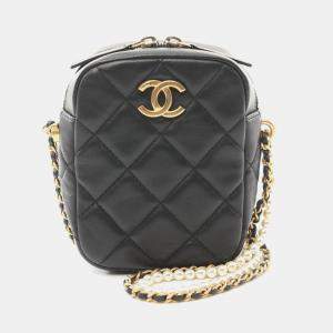 Pre Owned Chanel Matelasse Faux Pearl Shoulder Bag Lambskin Sheepskin Black