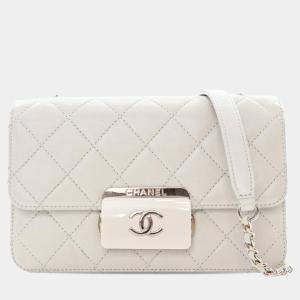 Pre Owned Chanel White Mini Lambskin Beauty Lock Flap