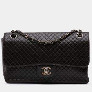 Pre Owned Chanel Black Medium Classic Microquilted Lambskin Single Flap