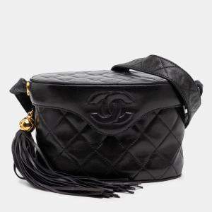 Pre Owned Chanel Black CC Quilted Lambskin Tassel Vanity Bag