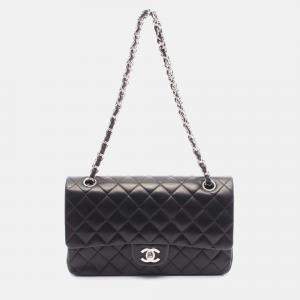Pre Owned Chanel Classic Double Flap Medium Black Leather Shoulder Bag