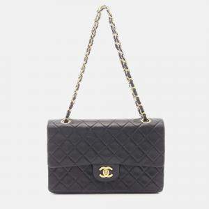 Pre Owned Chanel Classic Double Flap Medium Black Leather Shoulder Bag