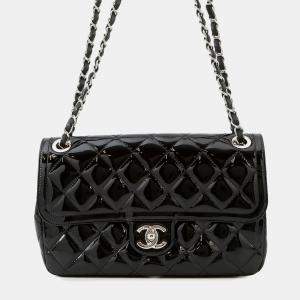 Pre Owned Chanel Matelasse Chain shoulder Bag Black Patent Leather Leather Size 25