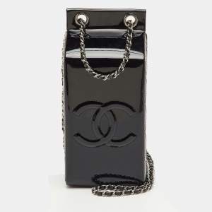 مملوكة مسبقًا Chanel Black Quilted Patent Leather CC Milk Carton Bag