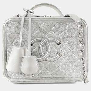 Pre Owned Chanel Silver Medium Caviar CC Filigree Vanity Case