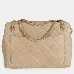 مملوكة مسبقًا Chanel Vintage Beige Quilted Lambskin Camera Bag