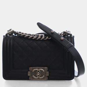 مملوكة مسبقًا Chanel Small Caviar Boy Bag