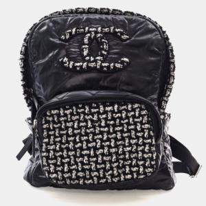 مملوكة مسبقًا Chanel Black Nylon Tweed Backpack