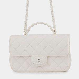 مملوكة مسبقًا حقيبة كتف سلسلة شانيل ماتلاسي علامة كوكو جلد الضأن أبيض