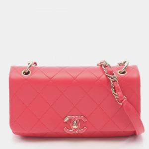 Pre Owned Chanel Matelasse Shoulder Bag In Lambskin Leather Red