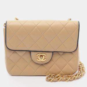 مملوكة مسبقًا Chanel Mini Matelasse Shoulder Bag Lambskin Leather Beige And Black