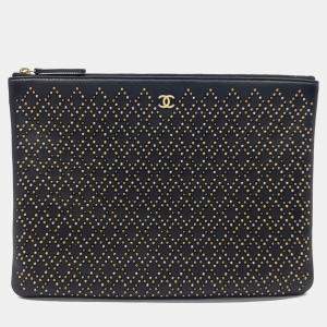 Pre Owned Chanel Black Leather clutch new medium