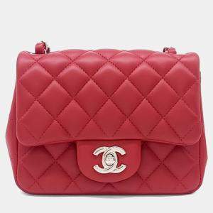 مملوكة مسبقًا Chanel Red Lambskin Leather Lambskin Petit Sac Crossbody Bag