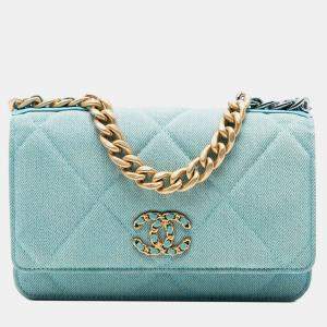 مملوكة مسبقًا Chanel Blue Denim 19 Flap Wallet On Chain