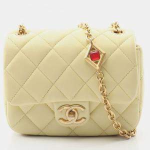 مملوكة مسبقًا Chanel  Flap Mini Yellow Leather Shoulder Bag
