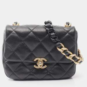 مملوكة مسبقًا Chanel Lacquered Chain Flap Mini Black Lambskin Quilted Shoulder Bag