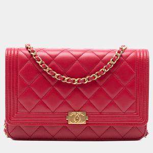 Pre Owned Chanel Red Quilted Lambskin Boy Wallet On Chain