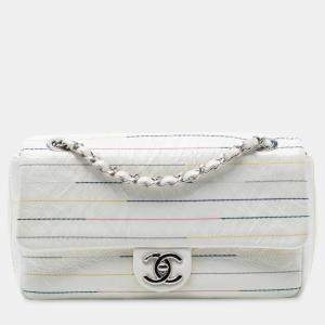 Pre Owned Chanel White Distressed Calfskin Straight Line Stitch Flap