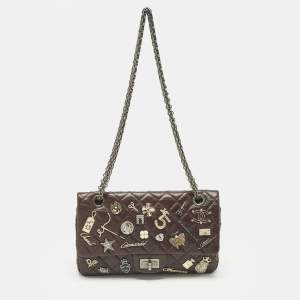 مملوكة مسبقًا Chanel Lucky Charm Reissue 2.55 Classic 225 Dark Burgundy Aged Quilted Leather Flap Bag