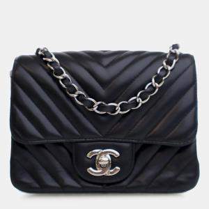 مملوكة مسبقًا Chanel Black Mini Square Classic Chevron Lambskin Single Flap