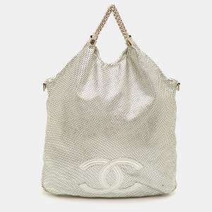 مملوكة مسبقًا Chanel Rodeo Drive XL Metallic Silver Perforated Leather Bag