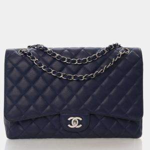 مملوكة مسبقًا حقيبة شانيل ماكسي كلاسيكية كافيار ذات غطاء علوي مفرد