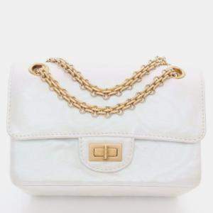 مملوكة مسبقًا Chanel Mini Iridescent Lambskin Floral Embossed Reissue 2.55 Flap Bag 224