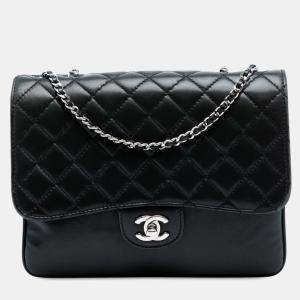 Pre Owned Chanel Black Medium Quilted Lambskin Clams Pocket Accordion Flap