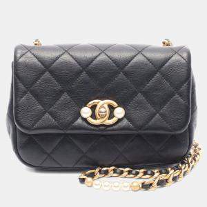 مملوكة مسبقًا Chanel Matelasse Shoulder Bag Leather Black