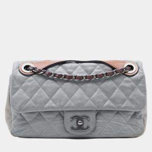 مملوكة مسبقًا Chanel Medium Iridescent Calfskin In The Mix Flap