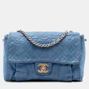 مملوكة مسبقًا Chanel Blue Large Quilted Iridescent Calfskin Chic Quilt Flap