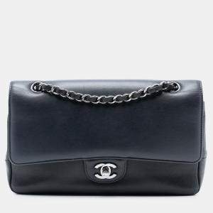 مملوكة مسبقًا Chanel Black Medium Smooth Calfskin Pure Double Flap