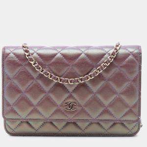 مملوكة مسبقًا Chanel Purple CC Quilted Iridescent Lambskin Wallet on Chain