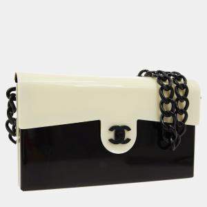 مملوكة مسبقًا Chanel Black White Acrylic Shoulder Bag